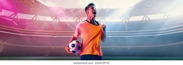 十三水摆牌逻辑：什么时候该放弃“头道”以保住“中底”两道的胜果？（十三水摆牌策略：何时舍弃头道，稳住中、底两道？）