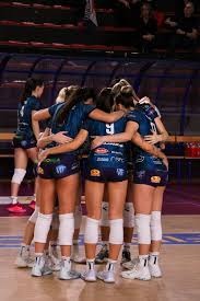 范佩西：温格是我的足球教父；弗格森的管理能力让人惊叹