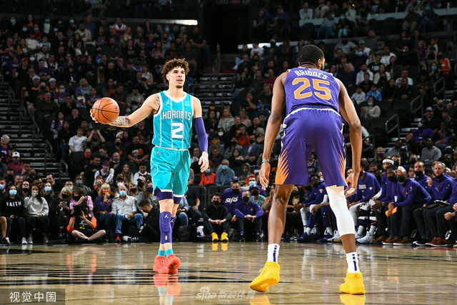 表现出色 表现出色