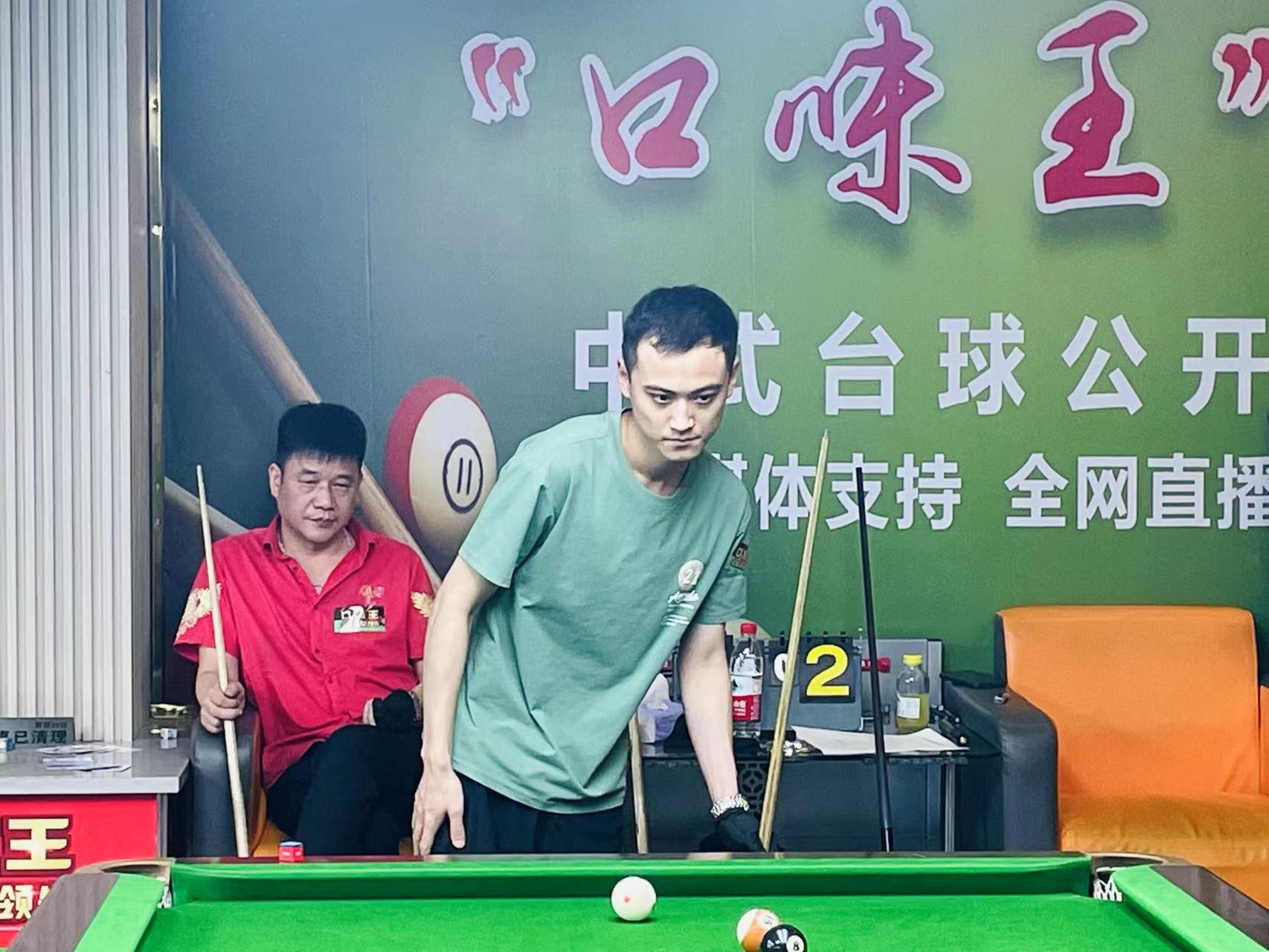 专家和业内 专家和业内