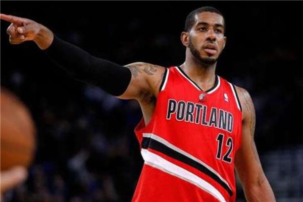 阵容分工更 阵容分工更