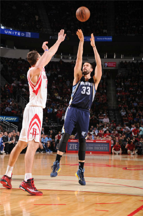 下了深刻的 下了深刻的