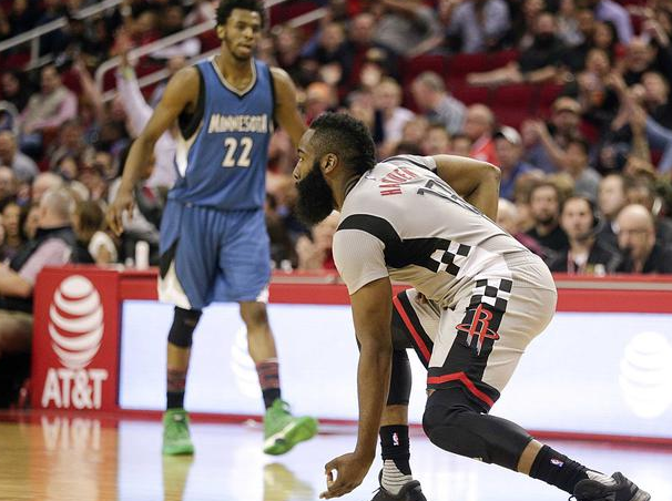 从而锁定胜 从而锁定胜